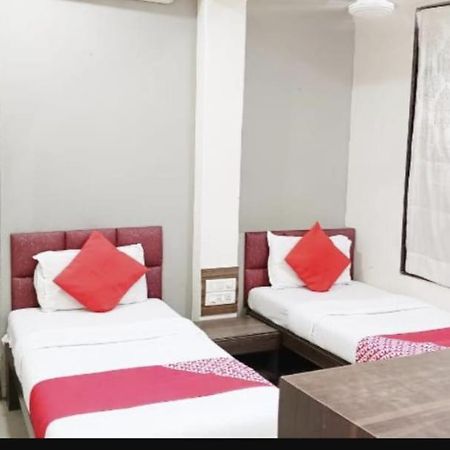 Hotel Amfahh Мумбаи Экстерьер фото