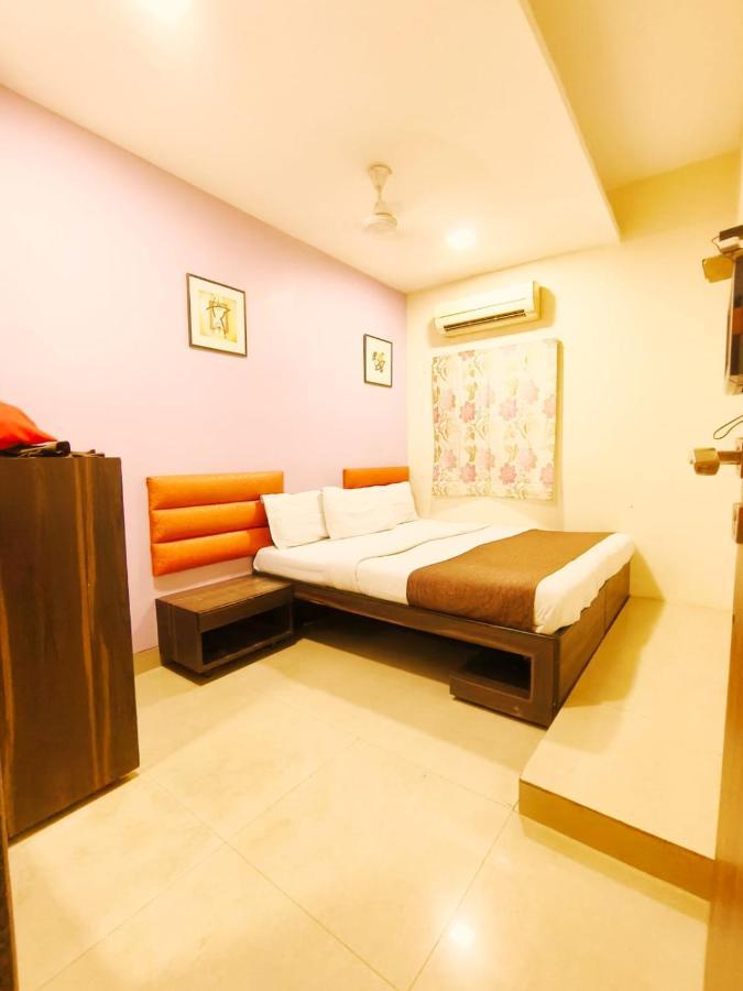 Hotel Amfahh Мумбаи Экстерьер фото